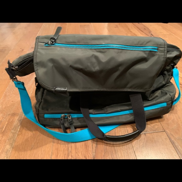 Timbuk2 medium weekend bag - Picture 1 of 4